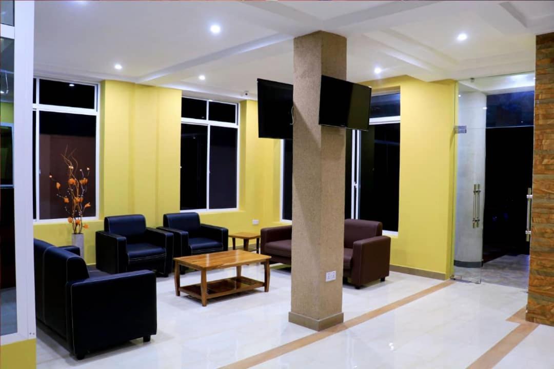 Dolphin Hotel Tanga Exterior photo